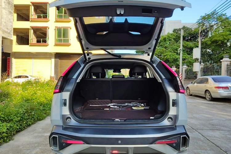 Used GAC Trumpchi EMKOO 2022 1.5T Supernova Pro Edition Trunk
