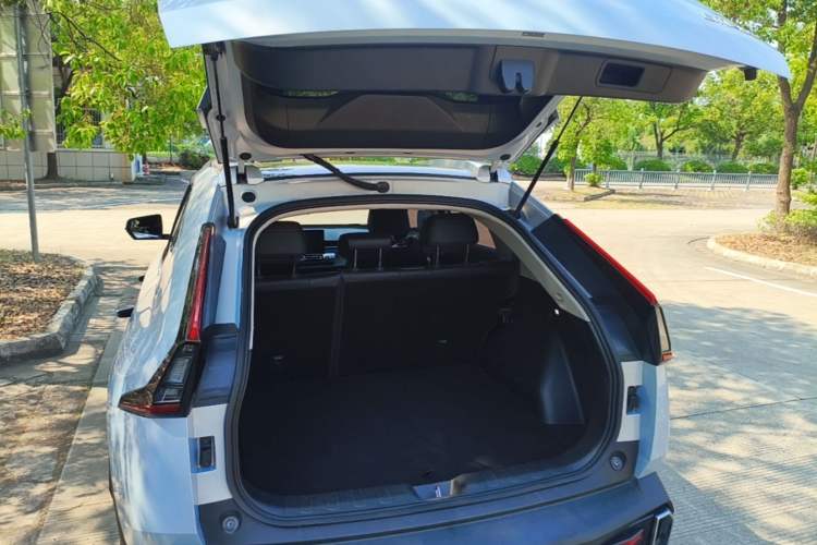 Used GAC Trumpchi EMKOO 2022 1.5T Supernova Edition Trunk