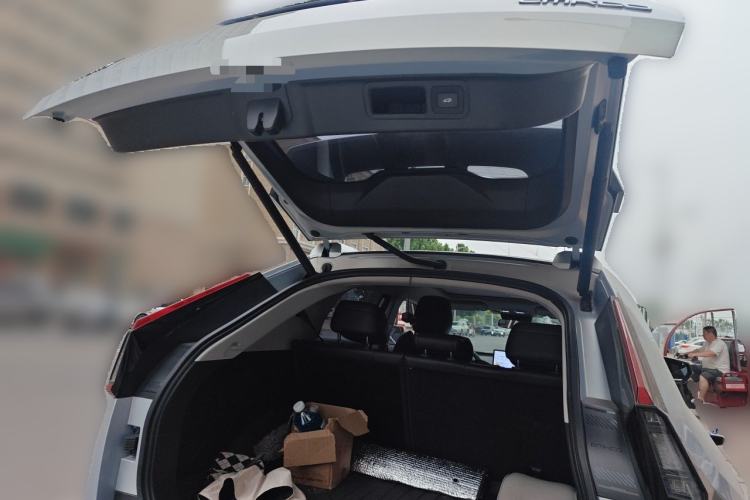 Used GAC Trumpchi EMKOO 2022 1.5T Supernova Pro Edition Trunk