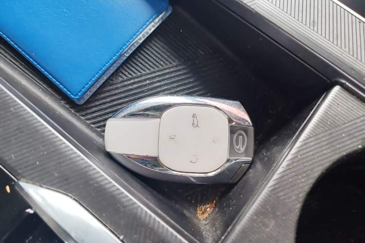 Used GAC Trumpchi EMKOO 2022 1.5T Supernova Edition Vehicle Key