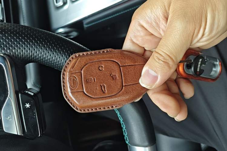 Used GAC Trumpchi EMKOO 2022 2.0 ATK TwinStar Max Edition Vehicle Key