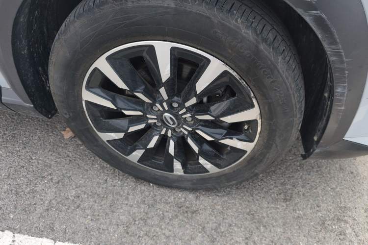 Used GAC Trumpchi EMKOO 2022 1.5T Supernova Pro Edition Right Front Wheel Hub