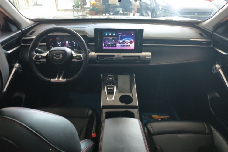 Used GAC Trumpchi EMKOO 2022 1.5T Supernova Edition Center Console