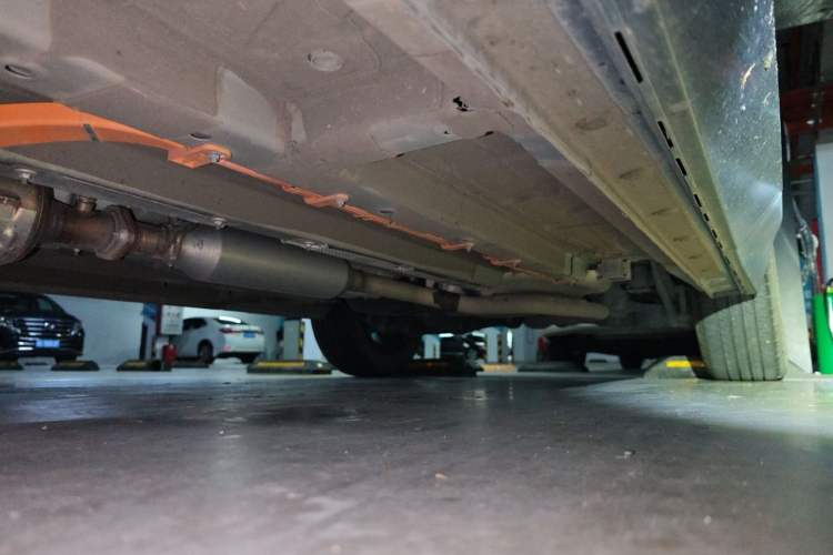 Used GAC Trumpchi EMKOO 2022 2.0 ATK TwinStar Max Edition Chassis Front Left