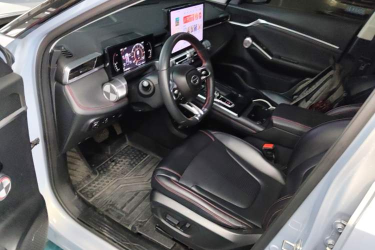 Used GAC Trumpchi EMKOO 2022 1.5T Supernova Pro Edition Driver Seat