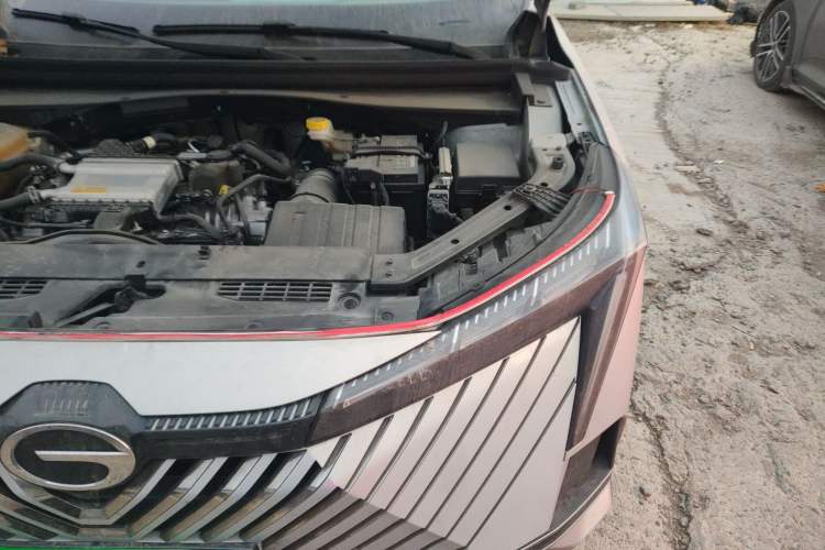 Used GAC Trumpchi EMKOO 2022 1.5T Supernova Max Edition Engine Bay Left