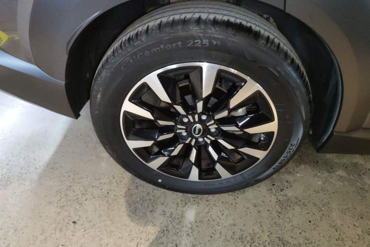 Used GAC Trumpchi EMKOO 2022 1.5T Supernova Pro Edition Exterior 8