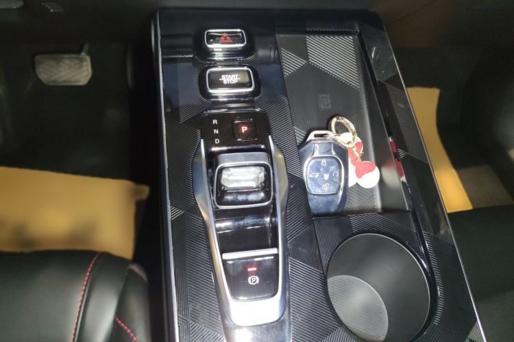 Used GAC Trumpchi EMKOO 2022 1.5T Supernova Pro Edition Gear Lever