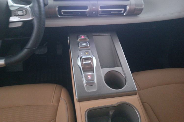 Used GAC Trumpchi EMKOO 2022 2.0 ATK Gemini Edition Gear Lever