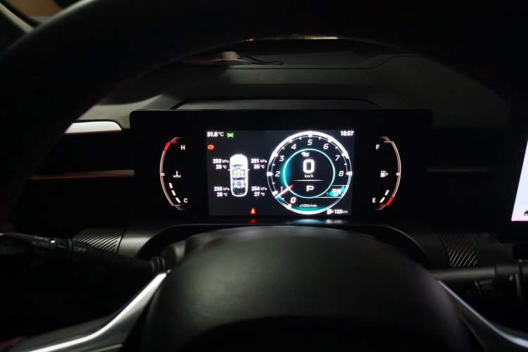 Used GAC Trumpchi EMKOO 2022 1.5T Supernova Pro Edition Instrument Cluster
