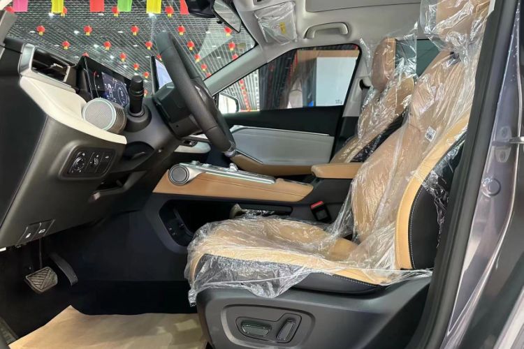 Used GAC Trumpchi EMKOO 2022 1.5T Supernova Pro Edition Interior 5