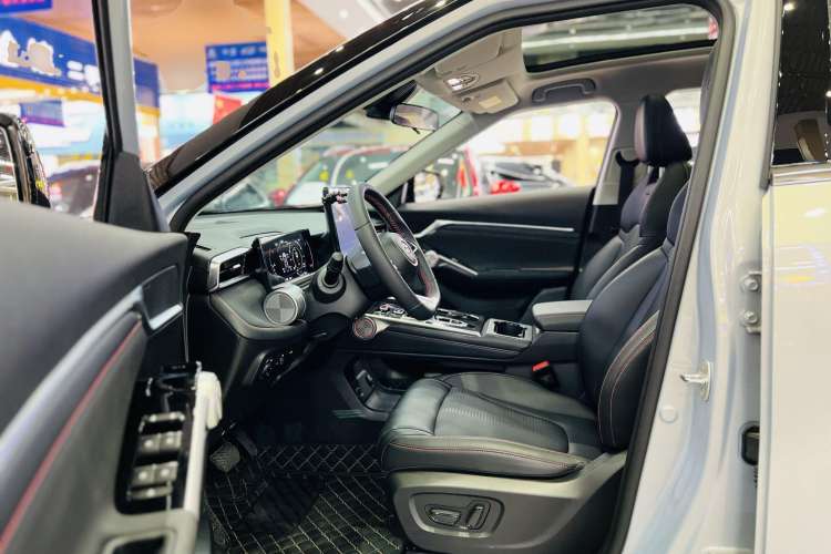 Used GAC Trumpchi EMKOO 2022 1.5T Supernova Pro Edition Interior 6
