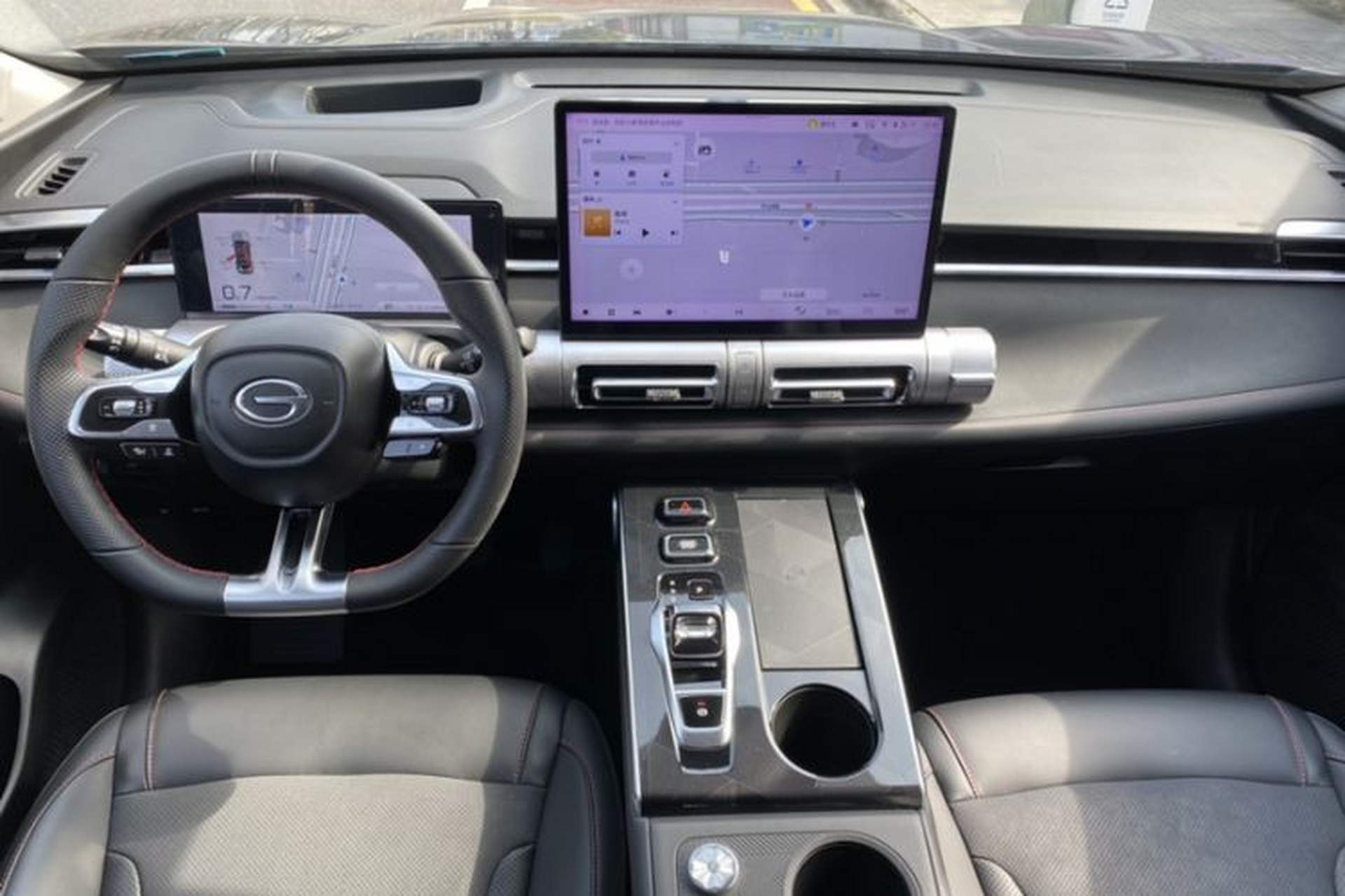Used GAC Trumpchi EMKOO 2022 2.0T Neutron Star Max Edition Interior 6