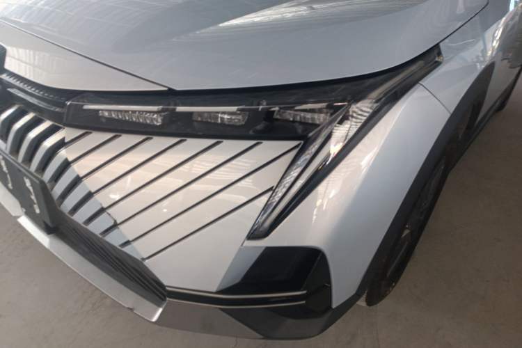 Used GAC Trumpchi EMKOO 2022 2.0 ATK Gemini Edition Left Front Headlight