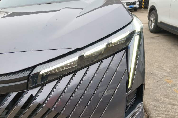 Used GAC Trumpchi EMKOO 2022 1.5T Supernova Pro Edition Left Front Headlight