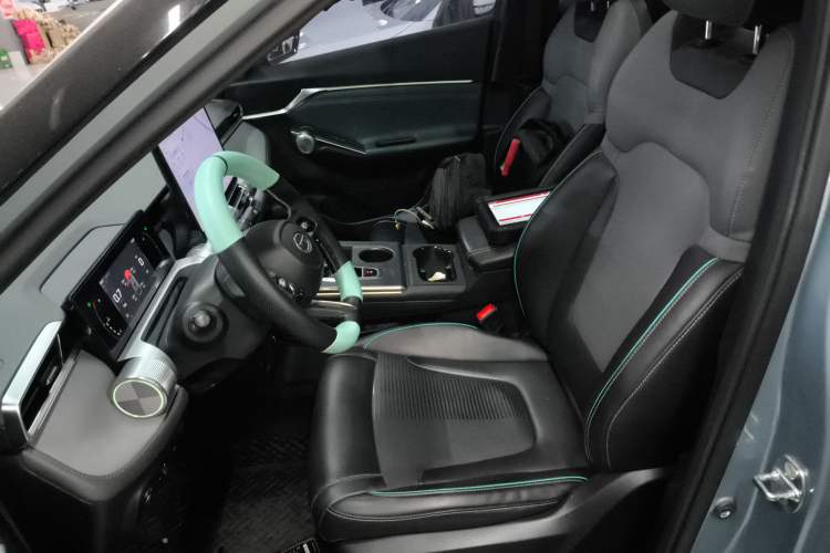 Used GAC Trumpchi EMKOO 2022 1.5T Supernova Pro Edition Left Front Seat