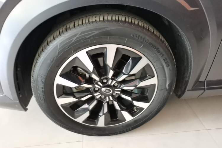 Used GAC Trumpchi EMKOO 2022 1.5T Supernova Pro Edition Left Front Wheel Hub