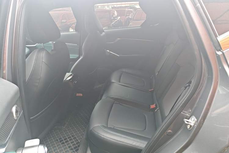 Used GAC Trumpchi EMKOO 2022 2.0 ATK TwinStar Pro Edition Left Rear Seat