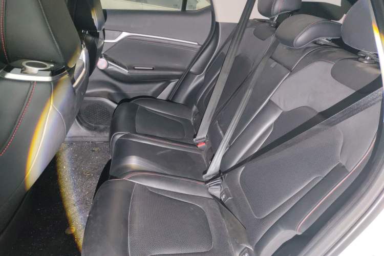 Used GAC Trumpchi EMKOO 2022 1.5T Supernova Max Edition Left Rear Seat