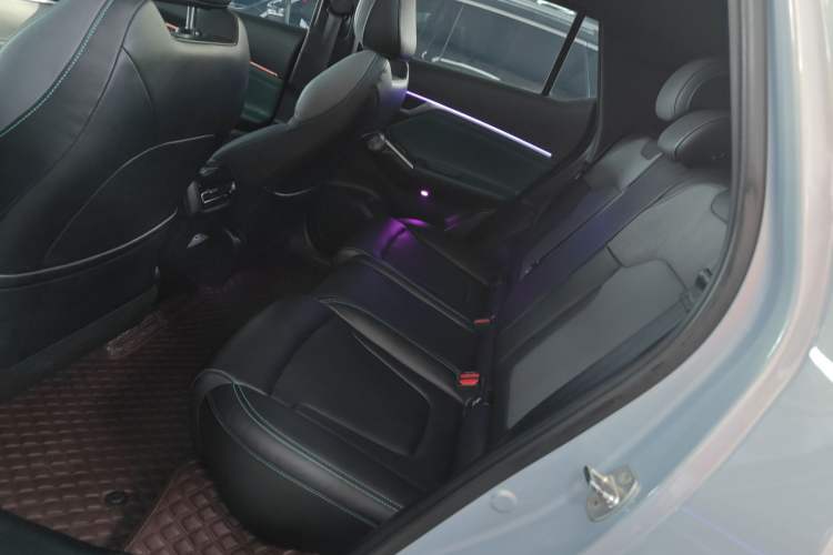 Used GAC Trumpchi EMKOO 2022 1.5T Supernova Pro Edition Left Rear Seat