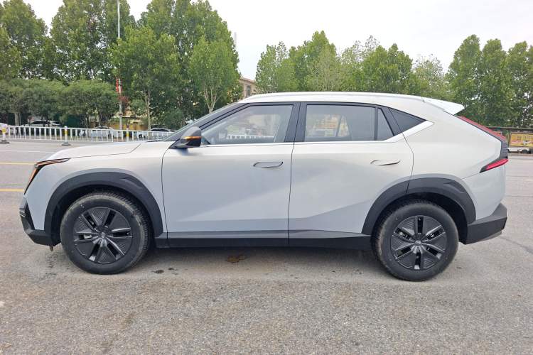 Used GAC Trumpchi EMKOO 2022 2.0 ATK Gemini Edition Left Side