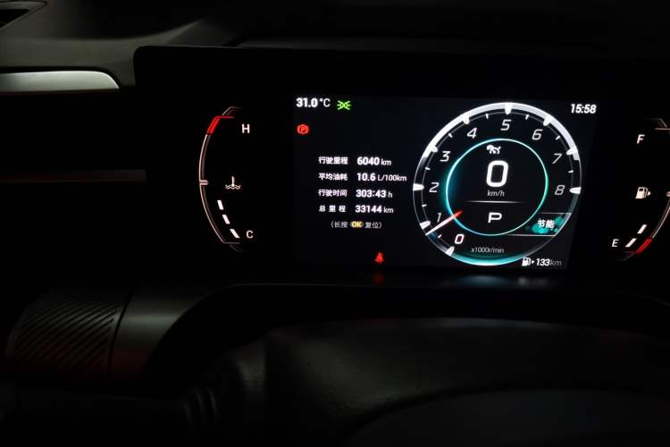 Used GAC Trumpchi EMKOO 2022 1.5T Supernova Pro Edition Odometer Close Up