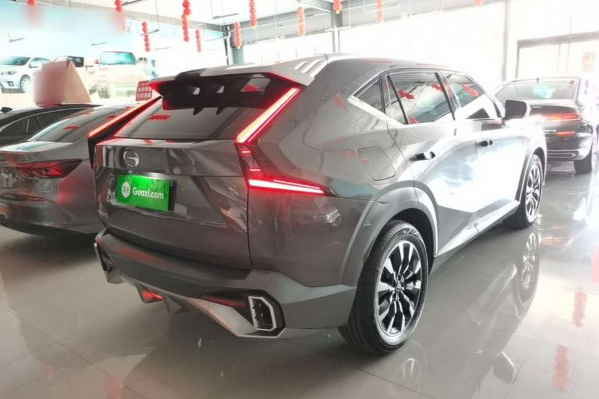 Used GAC Trumpchi EMKOO 2022 1.5T Supernova Pro Edition Rear Right 45 Deg