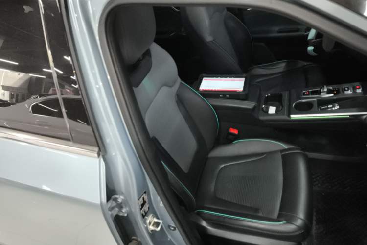 Used GAC Trumpchi EMKOO 2022 1.5T Supernova Pro Edition Right Front Seat