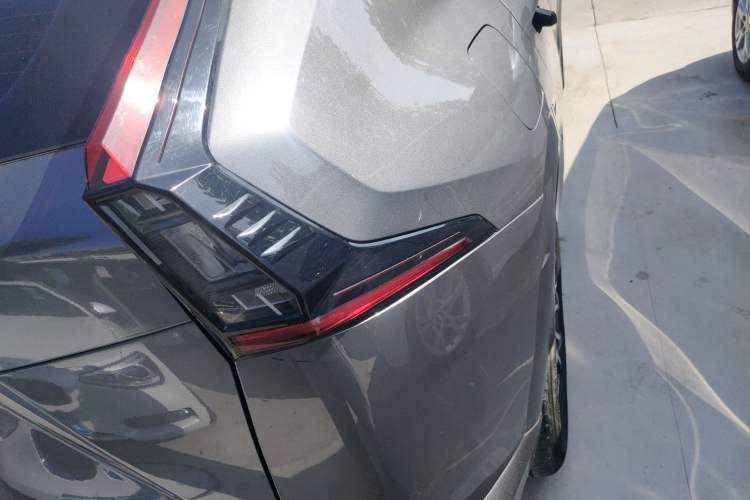 Used GAC Trumpchi EMKOO 2022 1.5T Supernova Pro Edition Right Rear Taillight