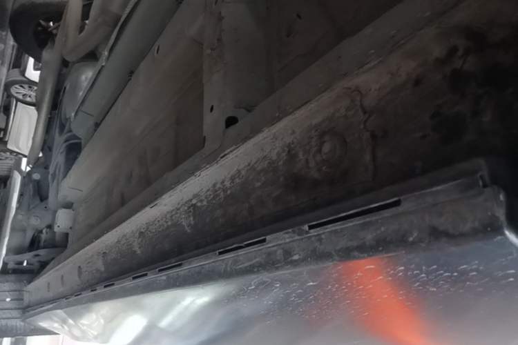 Used GAC Trumpchi EMKOO 2022 1.5T Supernova Pro Edition Right Side Sill