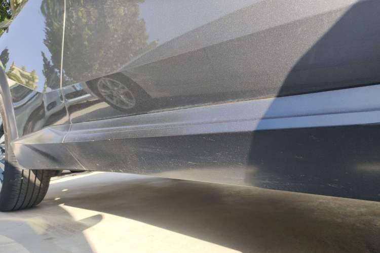 Used GAC Trumpchi EMKOO 2022 1.5T Supernova Pro Edition Right Side Sill