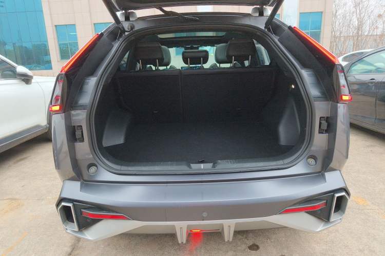 Used GAC Trumpchi EMKOO 2022 1.5T Supernova Pro Edition Trunk