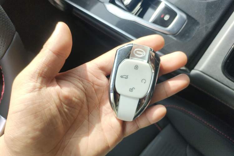 Used GAC Trumpchi EMKOO 2022 1.5T Supernova Pro Edition Vehicle Key