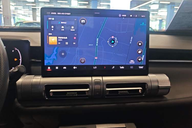 Used GAC Trumpchi EMKOO 2022 1.5T Supernova Pro Edition Audio And AC Panel