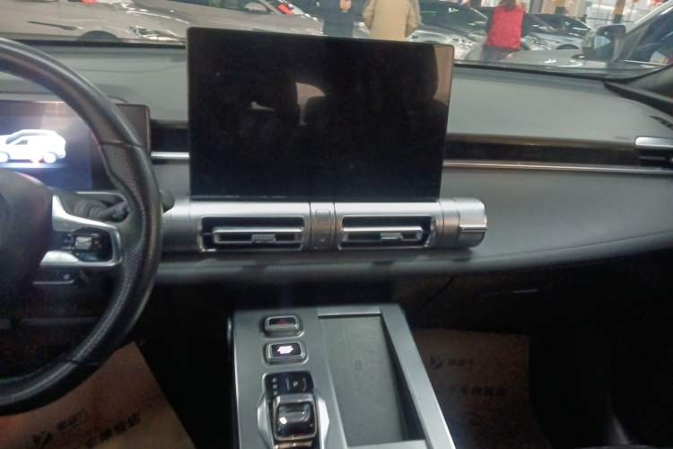 Used GAC Trumpchi EMKOO 2022 2.0 ATK TwinStar Pro Edition Audio And AC Panel