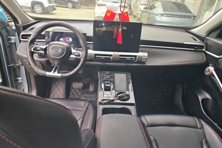 Used GAC Trumpchi EMKOO 2022 1.5T Supernova Pro Edition Center Console