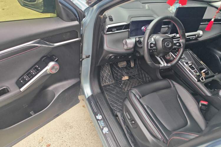 Used GAC Trumpchi EMKOO 2022 1.5T Supernova Pro Edition Driver Seat