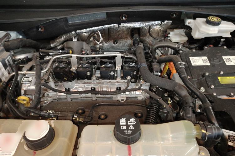 Used GAC Trumpchi EMKOO 2022 2.0 ATK TwinStar Pro Edition Engine Bay