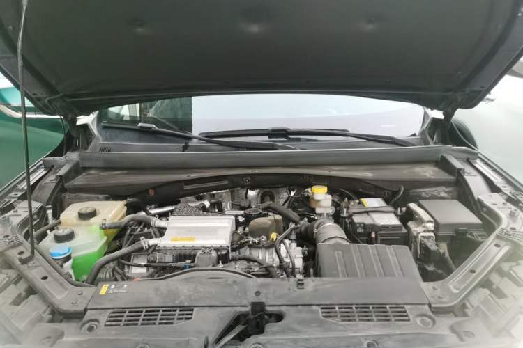 Used GAC Trumpchi EMKOO 2022 1.5T Supernova Max Edition Engine Bay
