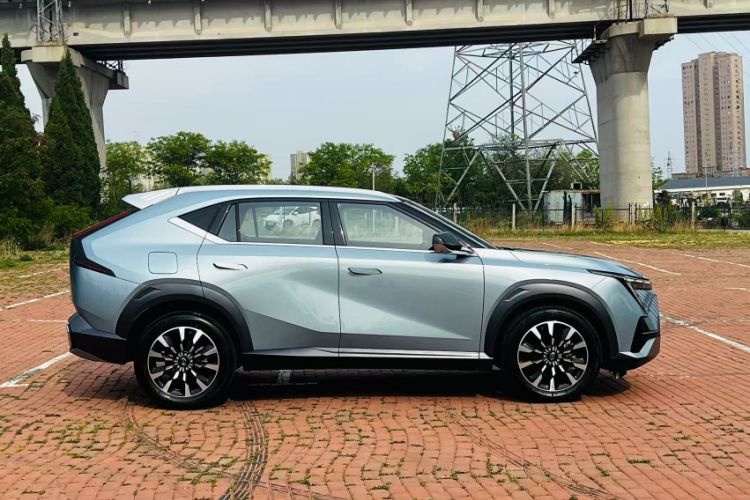 Used GAC Trumpchi EMKOO 2022 2.0 ATK TwinStar Pro Edition Exterior 3