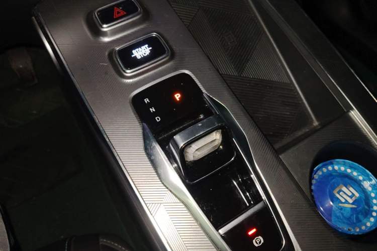 Used GAC Trumpchi EMKOO 2022 1.5T Supernova Edition Gear Lever