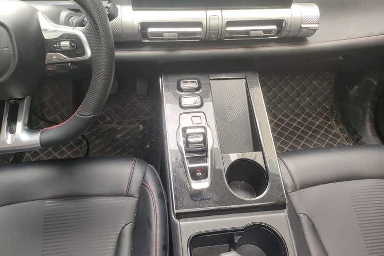 Used GAC Trumpchi EMKOO 2022 1.5T Supernova Edition Gear Lever