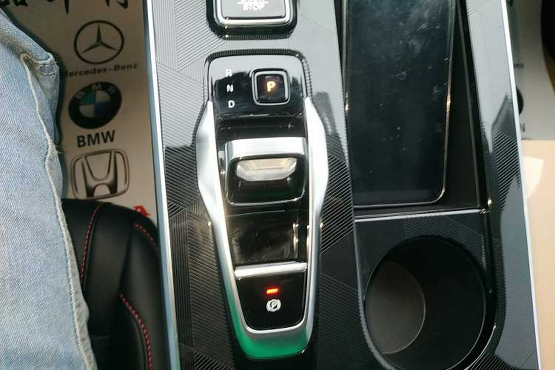 Used GAC Trumpchi EMKOO 2022 2.0 ATK TwinStar Pro Edition Gear Lever