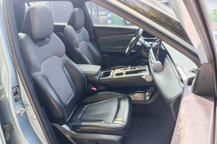 Used GAC Trumpchi EMKOO 2022 2.0 ATK TwinStar Pro Edition Interior 2