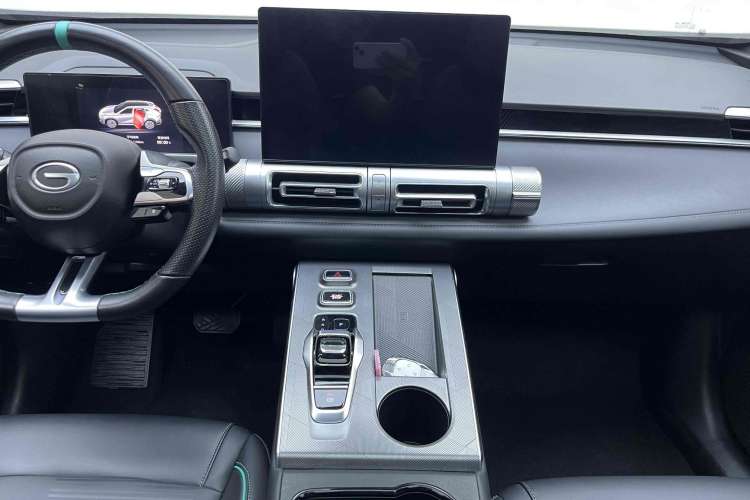 Used GAC Trumpchi EMKOO 2022 2.0 ATK TwinStar Pro Edition Interior 3