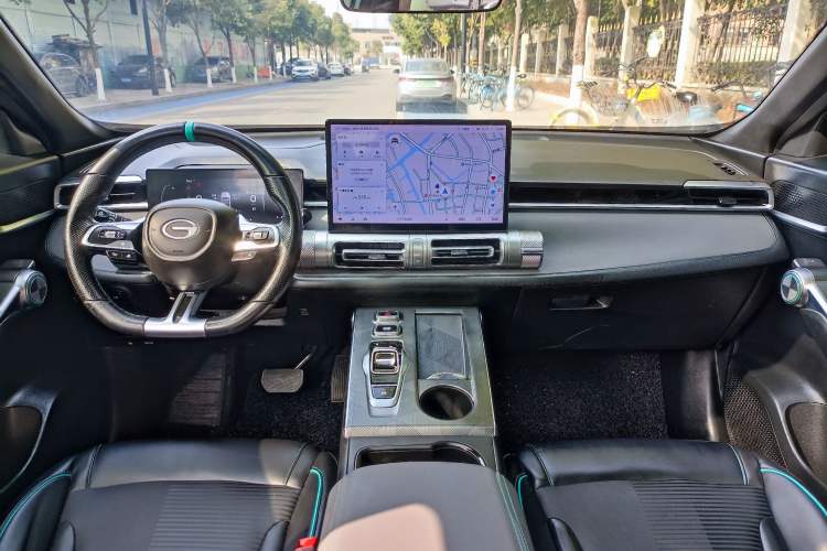 Used GAC Trumpchi EMKOO 2022 2.0 ATK TwinStar Pro Edition Interior 4
