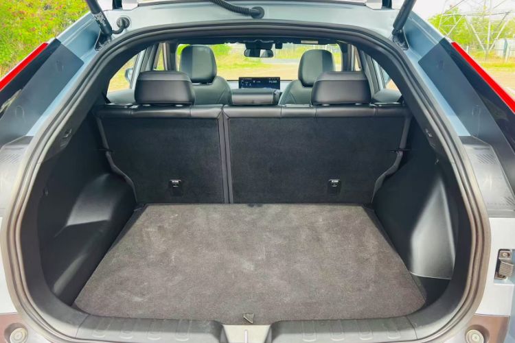 Used GAC Trumpchi EMKOO 2022 2.0 ATK TwinStar Pro Edition Interior 7