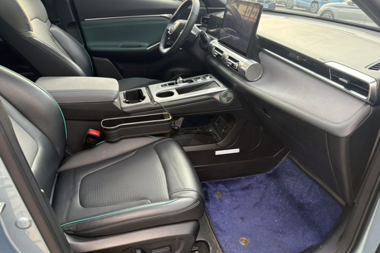Used GAC Trumpchi EMKOO 2022 2.0 ATK TwinStar Pro Edition Interior 8