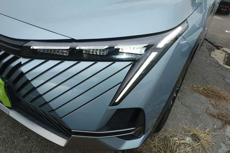 Used GAC Trumpchi EMKOO 2022 2.0 ATK TwinStar Pro Edition Left Front Headlight