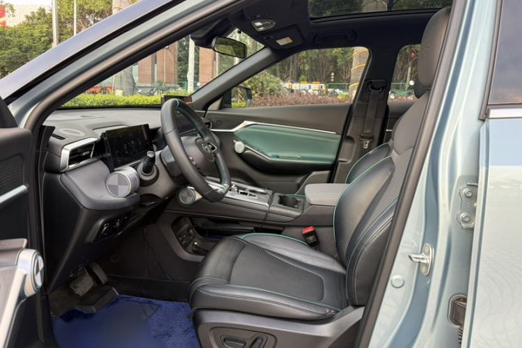 Used GAC Trumpchi EMKOO 2022 2.0 ATK TwinStar Pro Edition Left Front Seat